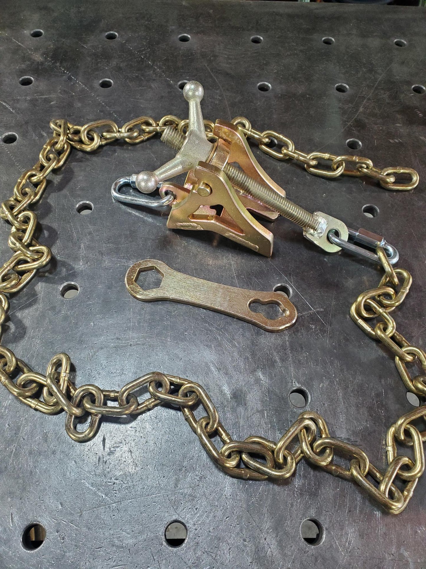 Rig Welder Gear Chain Clamp